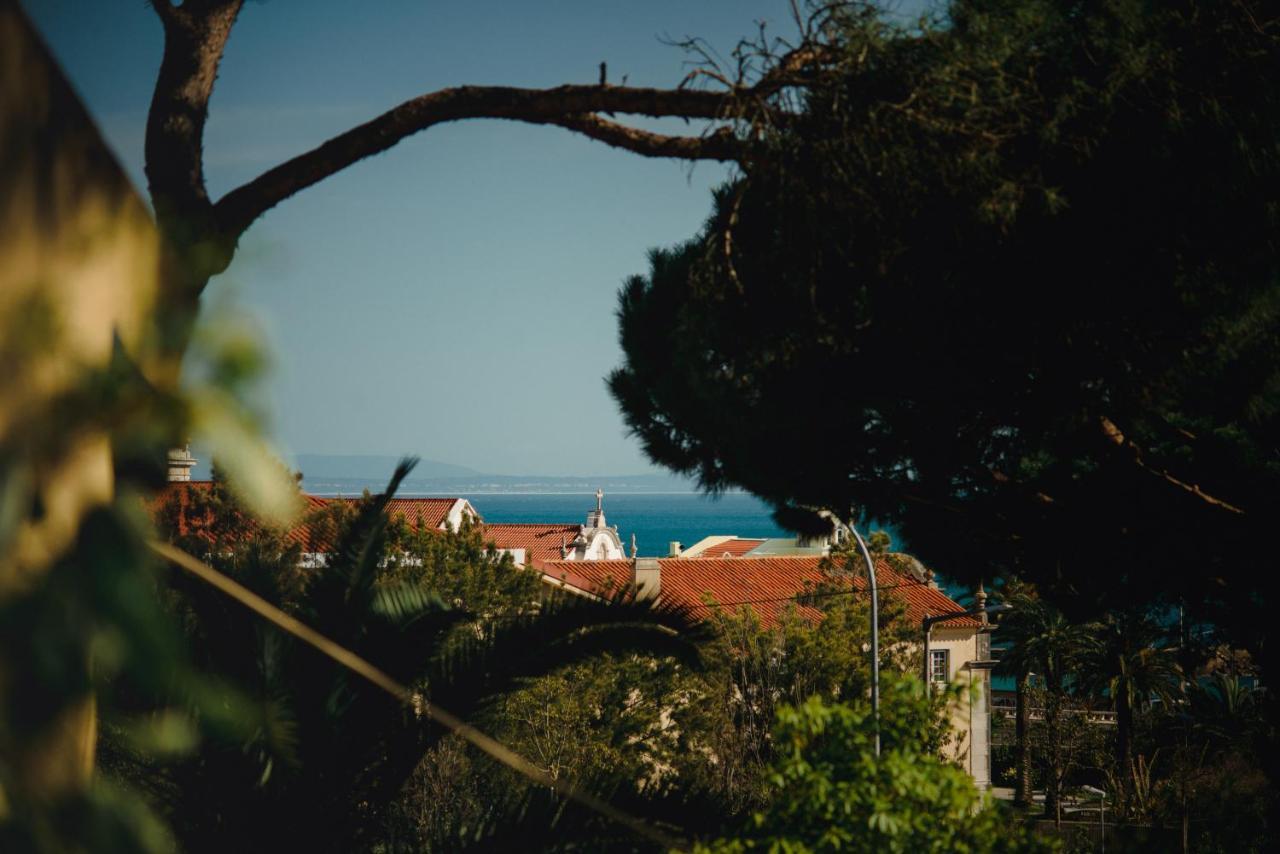 فندق A House In Estoril - Adults Only المظهر الخارجي الصورة View of the town